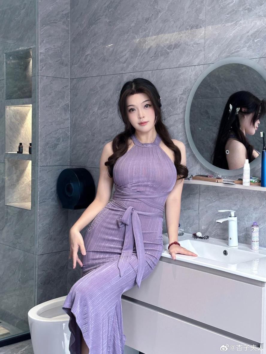 精华图包！你烨烨cos女友的照片为你呈现最完美的cos世界