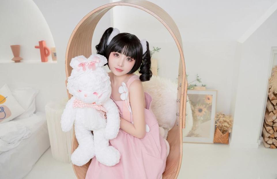 喵小吉纳西坦花絮下载：如天使降临的美女，经典之作合集