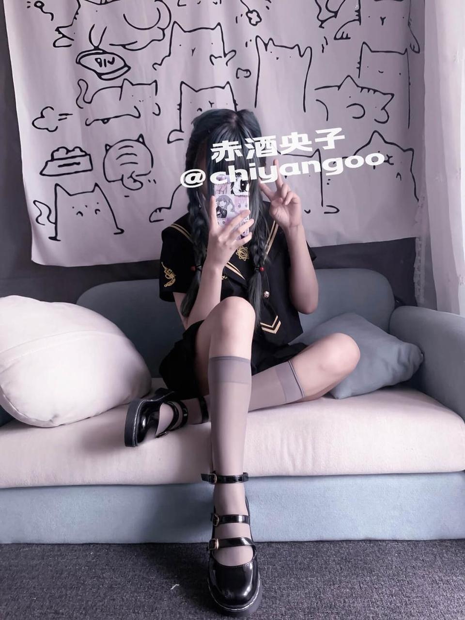 比起贵妇，我更喜欢小猫咪！赤酒央子猫爪cos惊艳亮相
