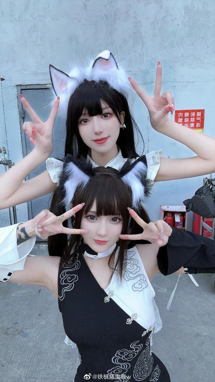 这些铁板烧鬼舞w男朋友是谁的精美画册，值得收藏