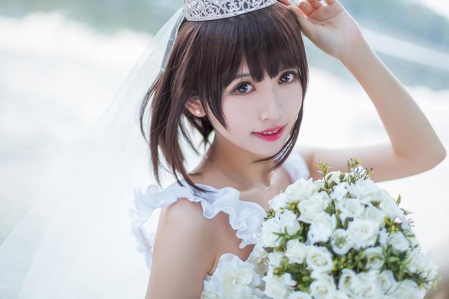 了解如何评价鳗鱼霏儿的作品集